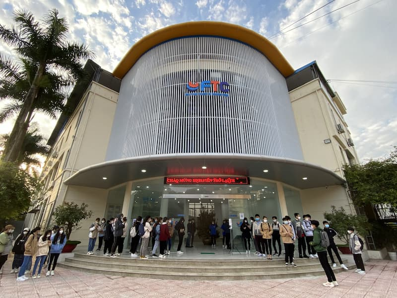 cac truong cao dang co nganh marketing o ha noi 3