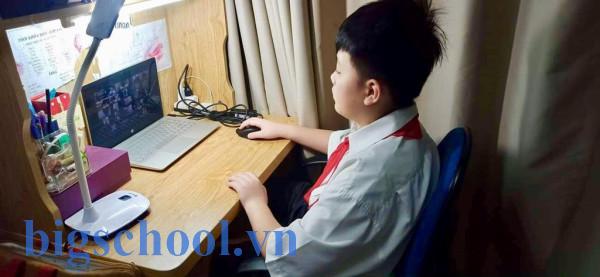 Ai tham gia lễ khai giảng trực tuyến?