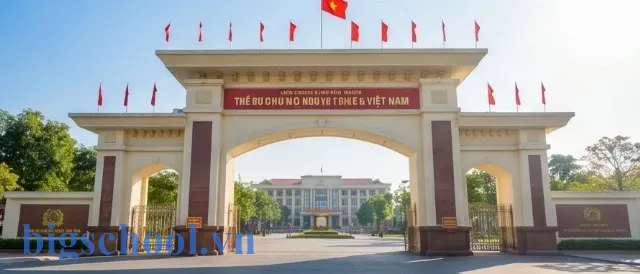 Toan canh cong truong hoc vien canh sat nhan dan uy nghiem